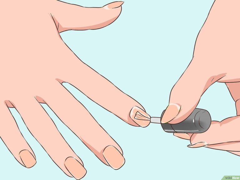 How to Grow Nails Faster Naturally