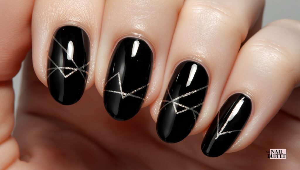 Black Nails Ideas