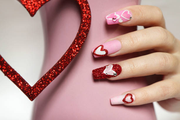 Red Heart Press-On Nails: Fall in Love